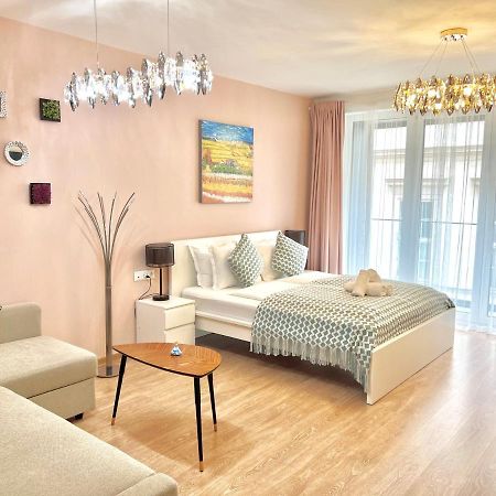 Mm D Home Apartment Budapeste Exterior foto